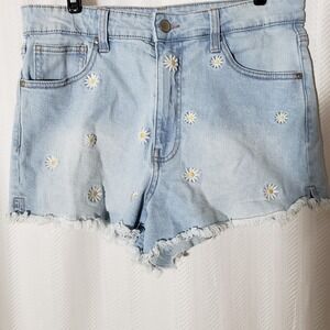 Celebrity Pink Women's Light Wash Cutoff Blue Jean Shorts w/ Daisies Size 11/30